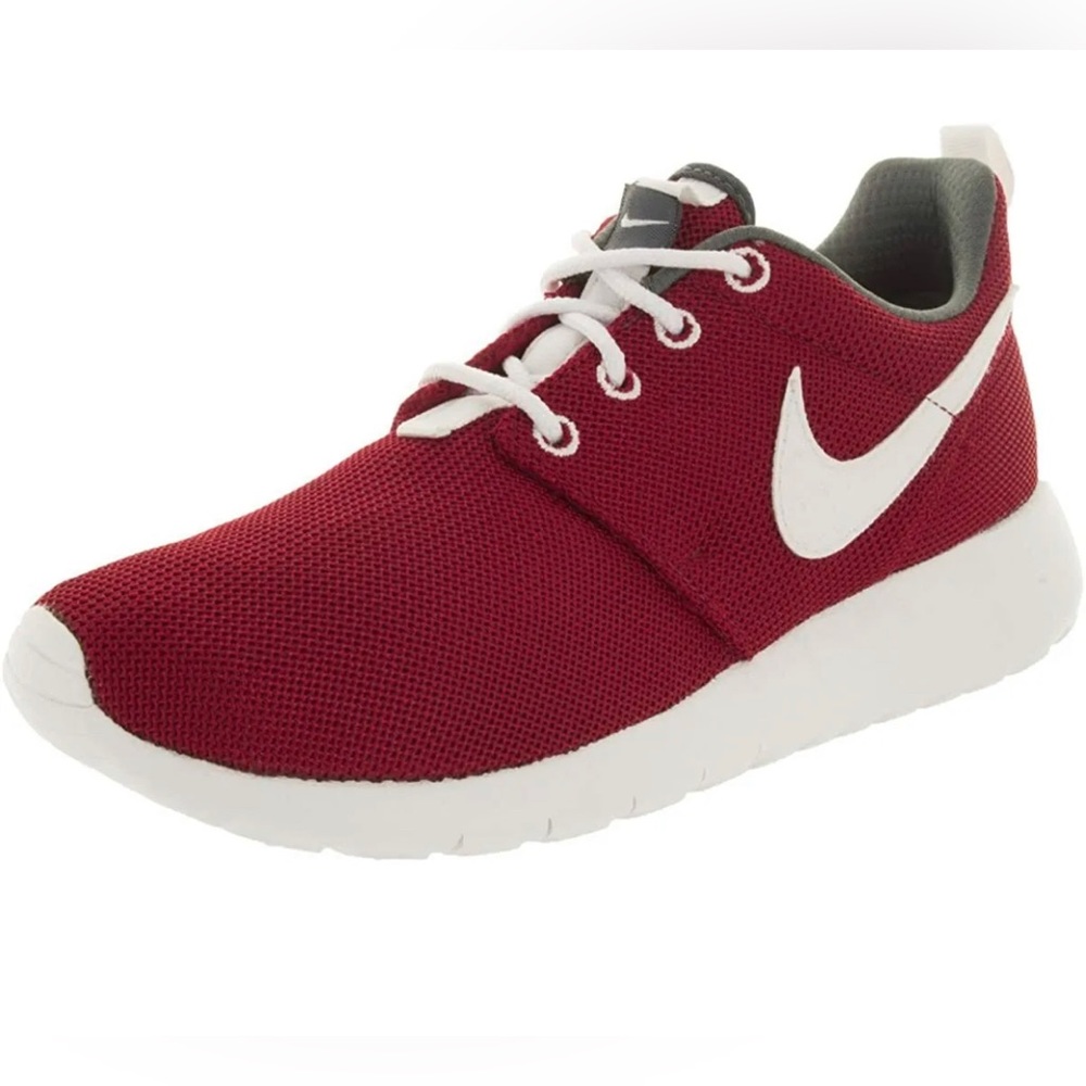 Red Nike Roshe Run - Picture 3 of 8